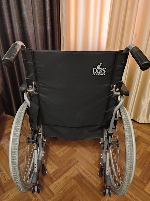 Инвалидное кресло