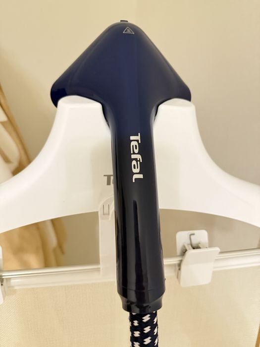 Продается паровой утюг Tefal