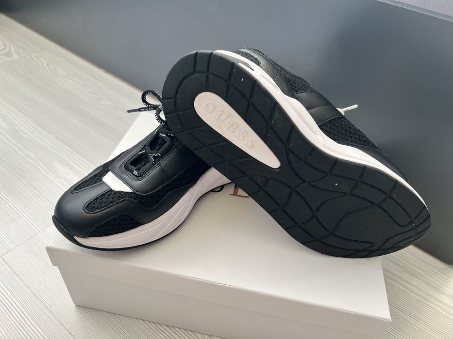 Маратонки ‘’Guess’’