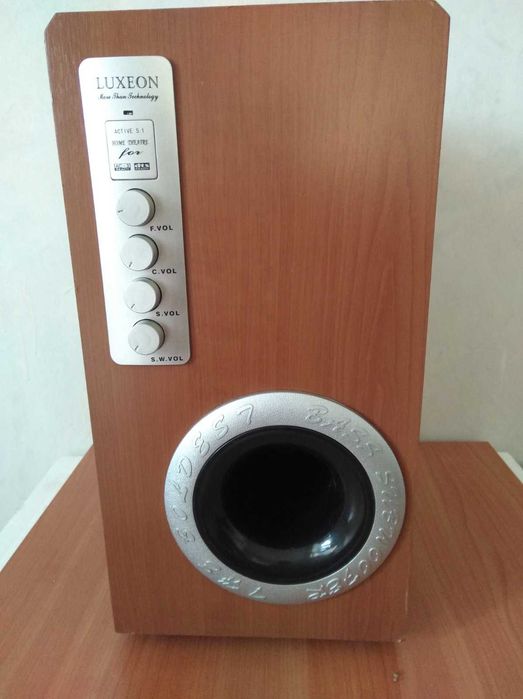 Luxeon 5.1 домашно кино
