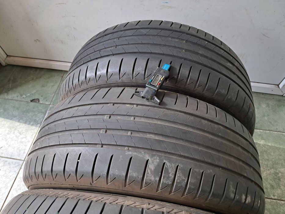 2 sau 4 anvelope 225/50 R18 Bridgestone
