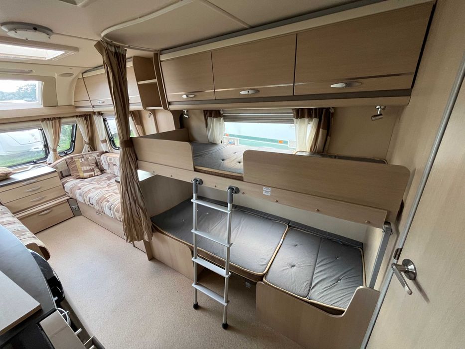Rulota Swift Eccles Lux 2012 Neinmatriculata 5 locuri Alko ATC, Baie mare spate Cabina dus plastic Off camping Acumulator