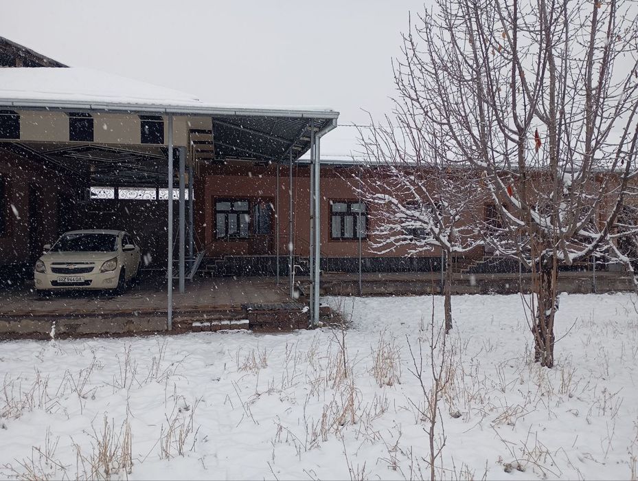 Уй сотилади Нурофен шахар