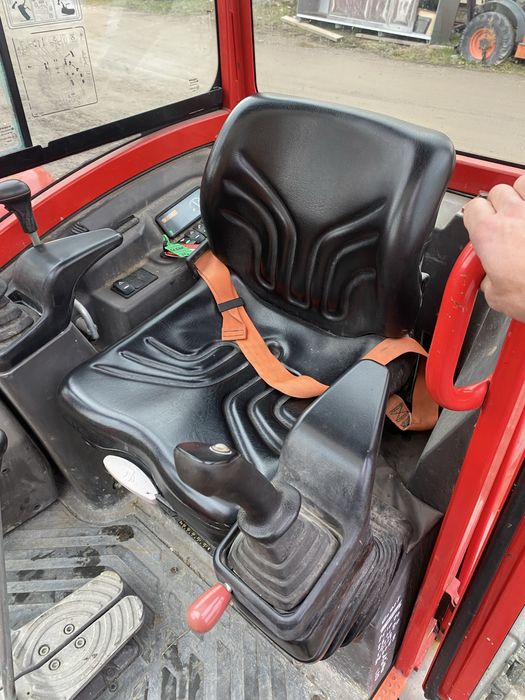 De vanzare sau da inchiriat  miniexcavator Volvo