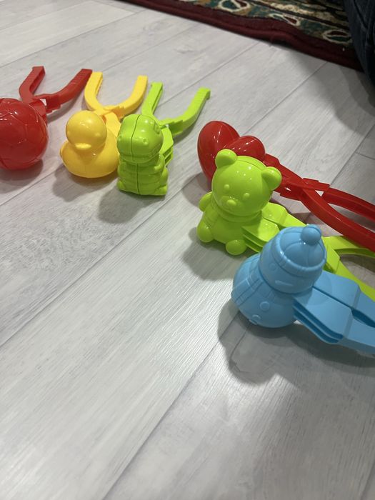 игрушки со снежками