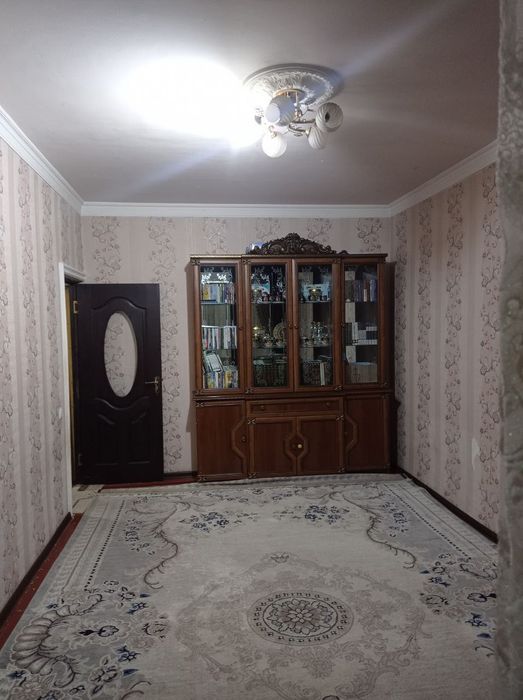 Izza Tokzor"Kamchatka" mahallasi 2 xona sotiladi