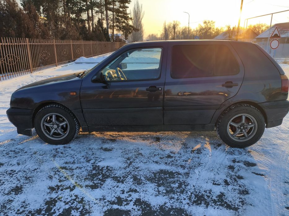 Продам гольф 3 в хорошем состоянии.