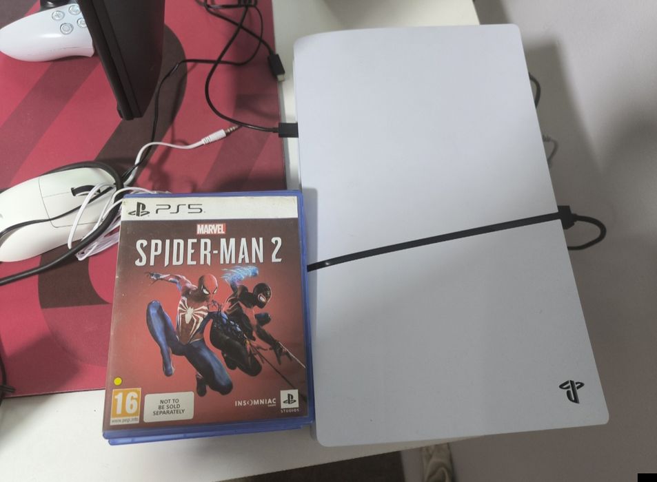 Срочно продам пс5 слим ps5 slim