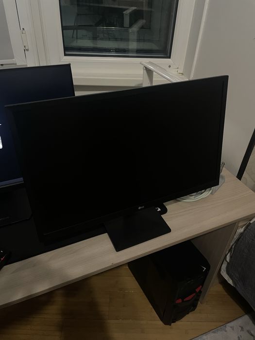 Монитор LG 24 дюйма 75 герц