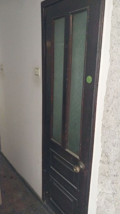 Эски эшик ромлар сотилади