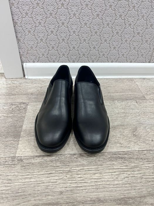 Продам новые туфли 42 размера