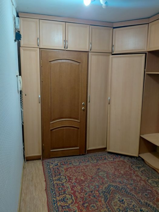Шкаф прихожая б.у.
