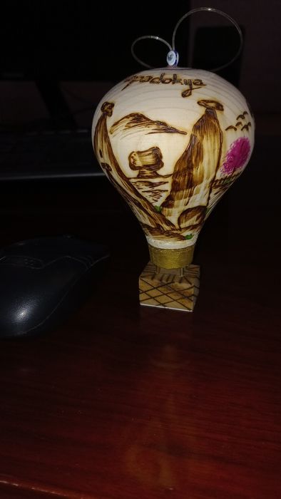 Продам деревянные сувенир парашют
