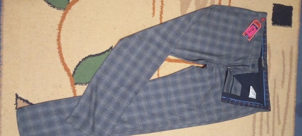 Продам новые мужские брюки