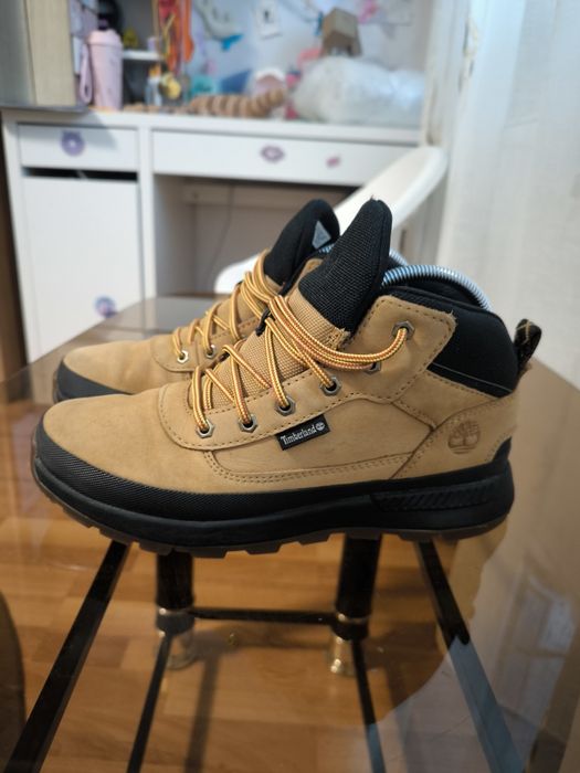 Ghete Timberland piele nubuc 39