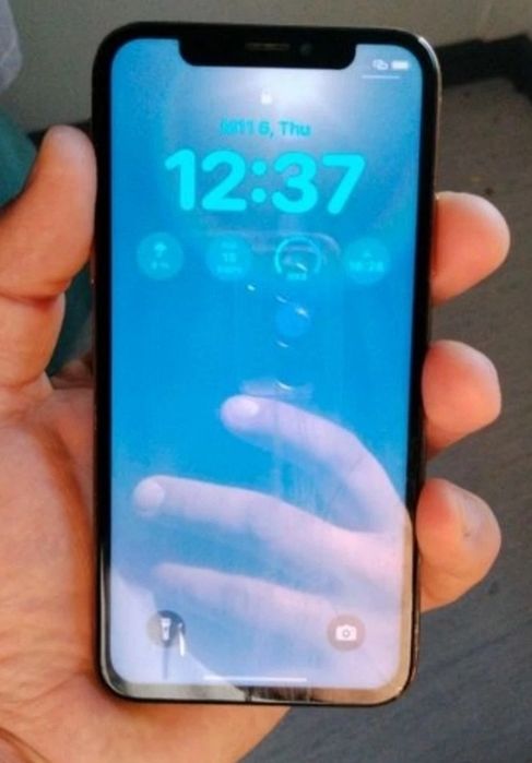 Телефон Apple Iphone XS Gold