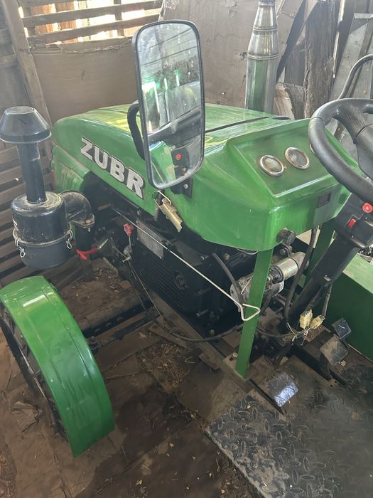 Tractoras ZUBR nou!