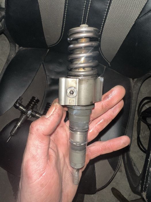 Vand injectoare BKP 2.0TDi Passat B6