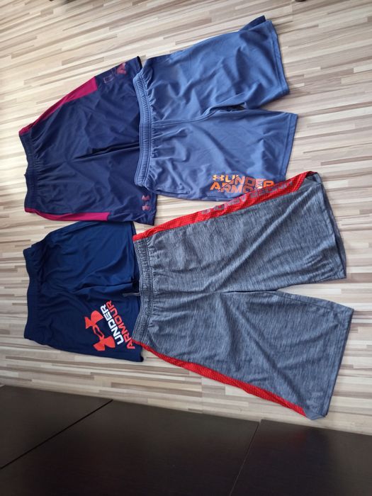 Къси панталони и тениски Nike и UNDER ARMOUR ,размер S ,цена 25лв
