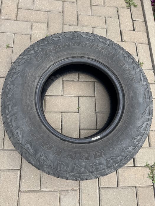 Продам резину 225/80r15