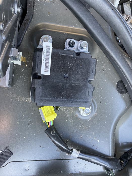 Calculator airbaguri Nissan Navara NP 300  2017