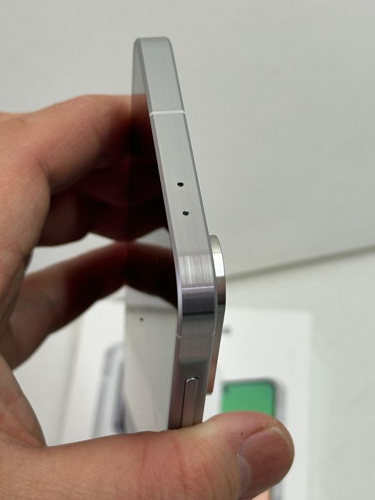 Продам Samsung А56 256г