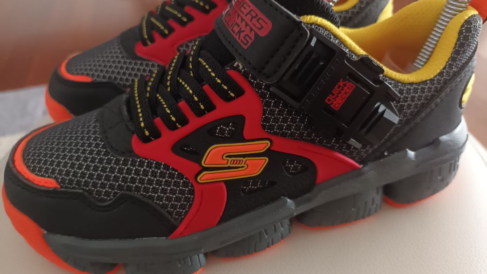 Skechers Quick Clicks