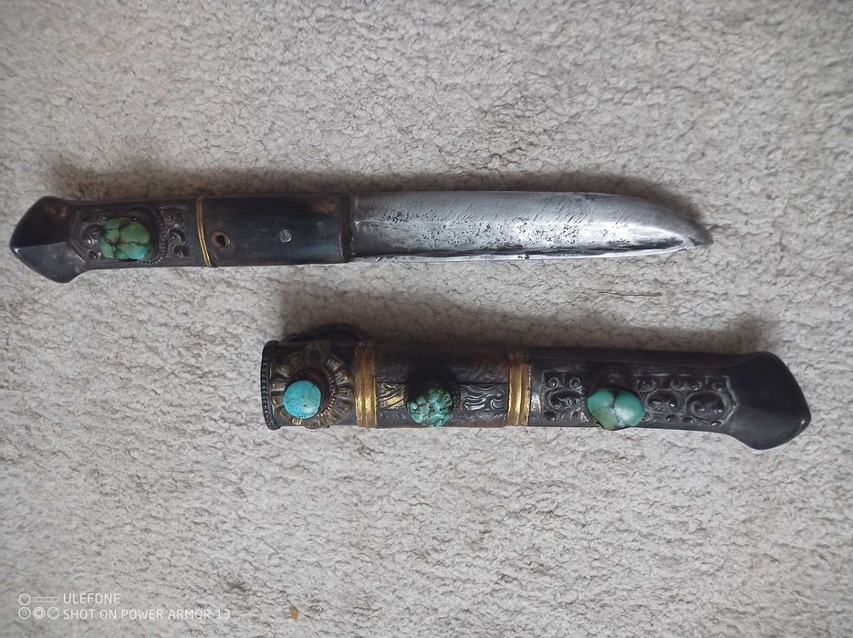 Продавам тибетски нож