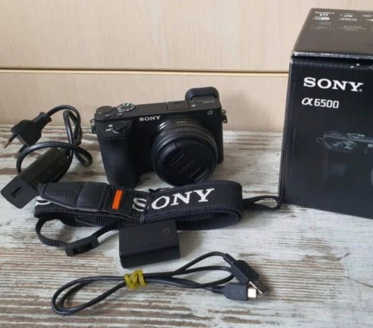 Апарат Sony a6500 + 2 обектива и 2 батерии