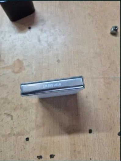 Samsung z flip 5