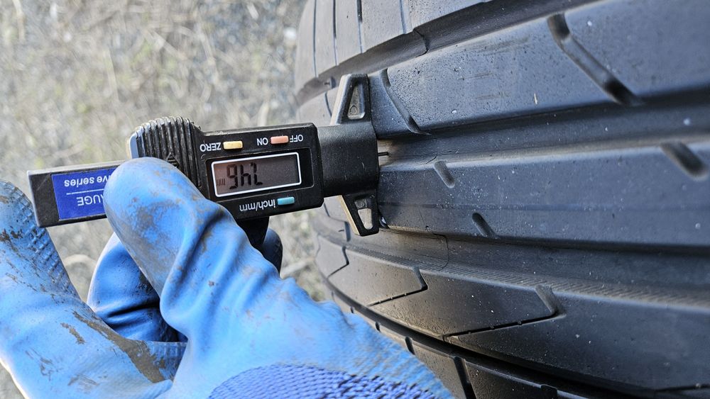 2бр гуми 225 45 17 ханкок hankook
