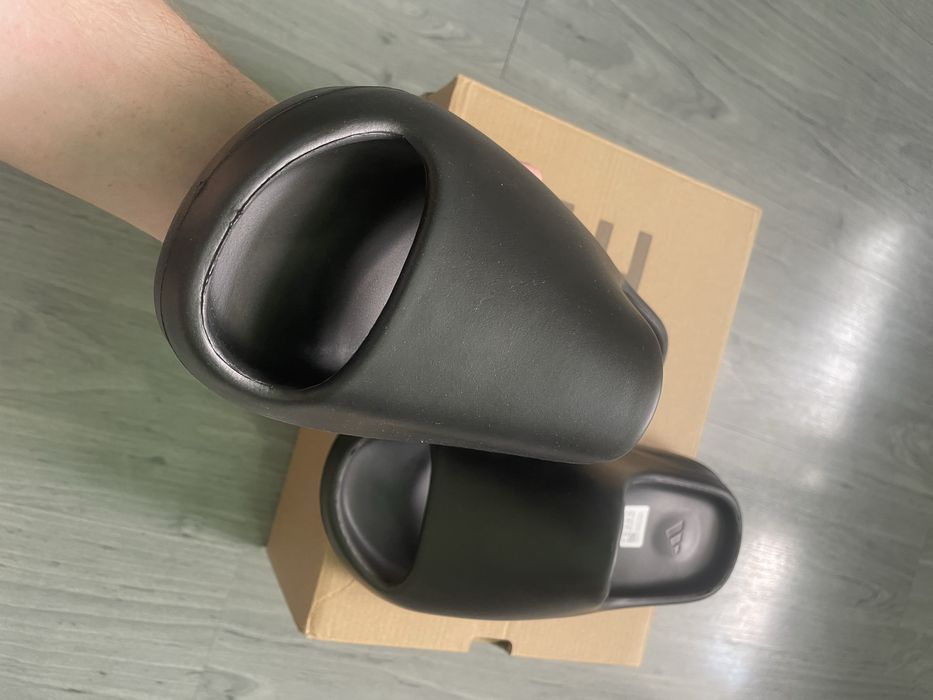 Yeezy Slides Negru