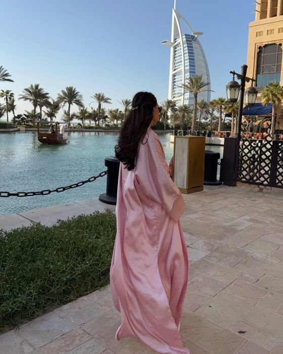 Абайя SA sisters