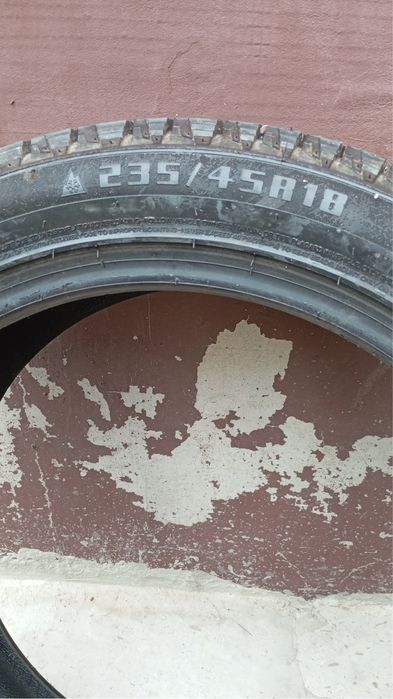 Шины зимние продам срочно