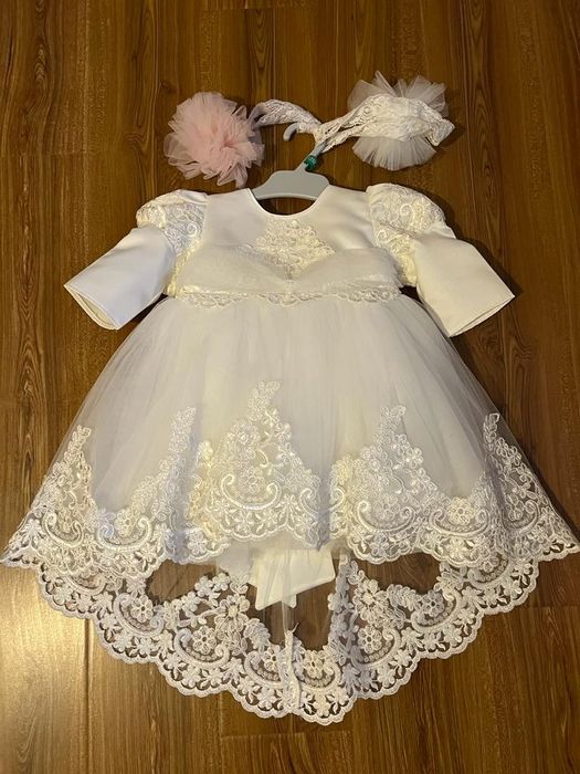 Vând rochita deosebita Andreeatex