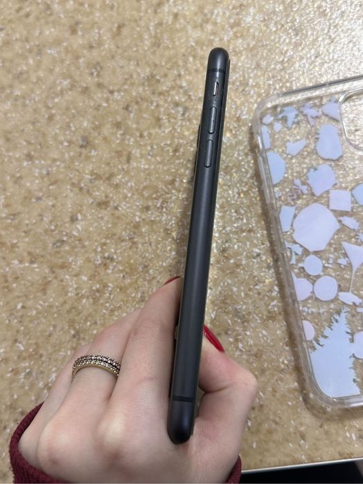 Iphone 11 64gb negru