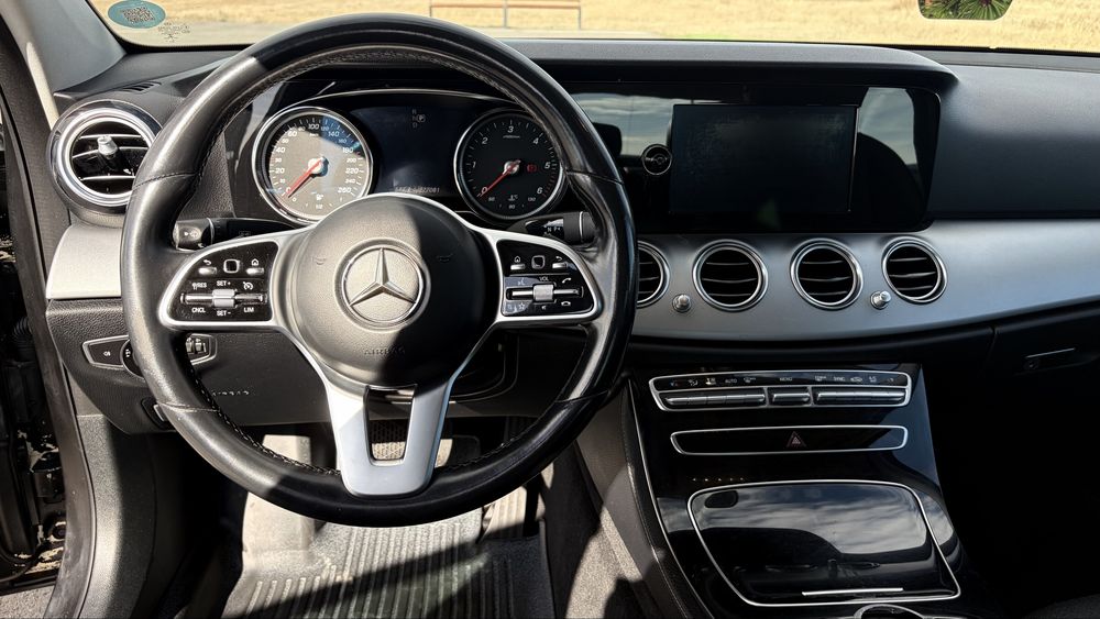 Mercedes Benz E 200