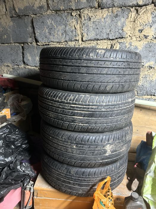 Продам торусы r16 резина лето