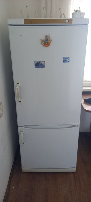 Продам холодильник