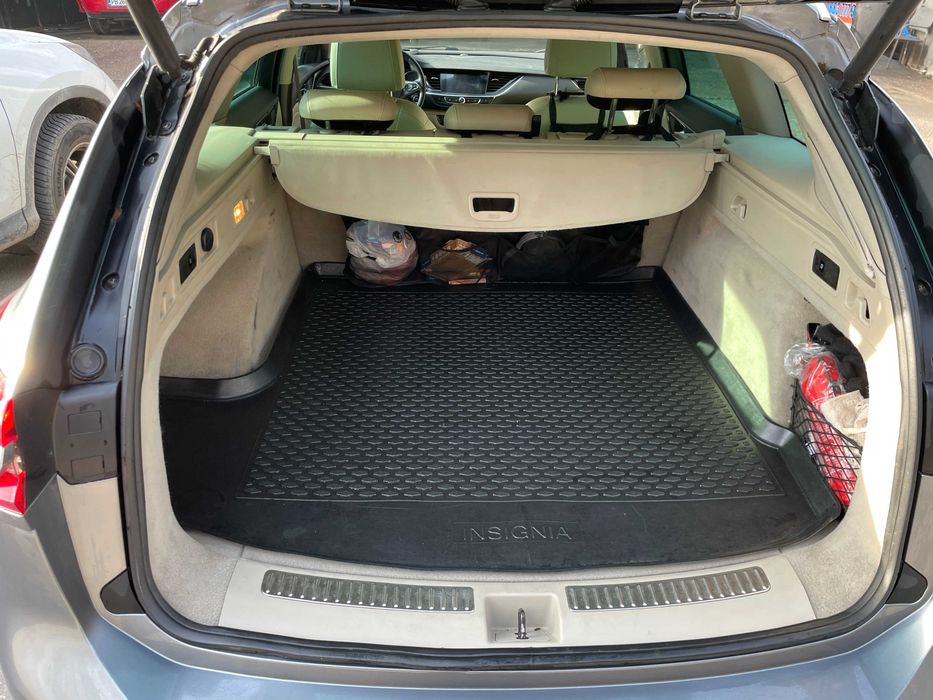 Opel Insignia Sports Tourer 2.0 Turbo D (170 к.с.), 2018 г. – Комби