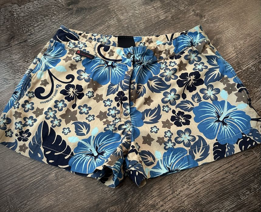 Къси панталонки Dolce & Gabbana