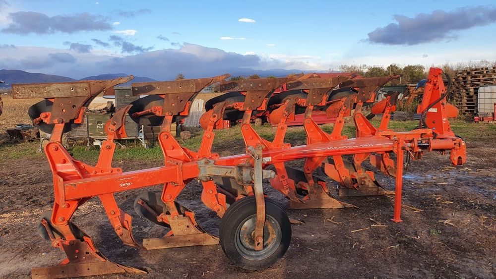 Plug kuhn master 120 5 brazde reversibil