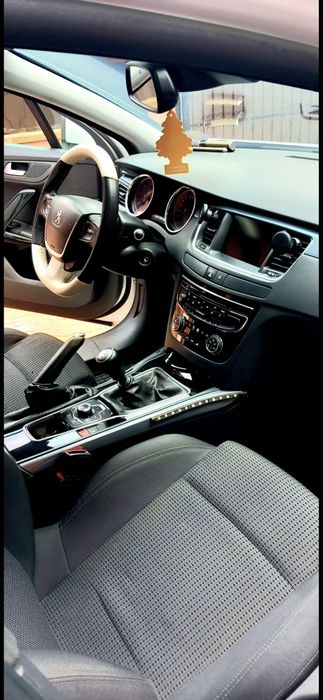 Vând Peugeot 508