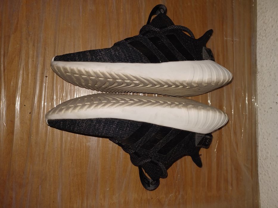 Маратонки Adidas