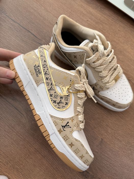 Nike LV Limited Edition/ 38