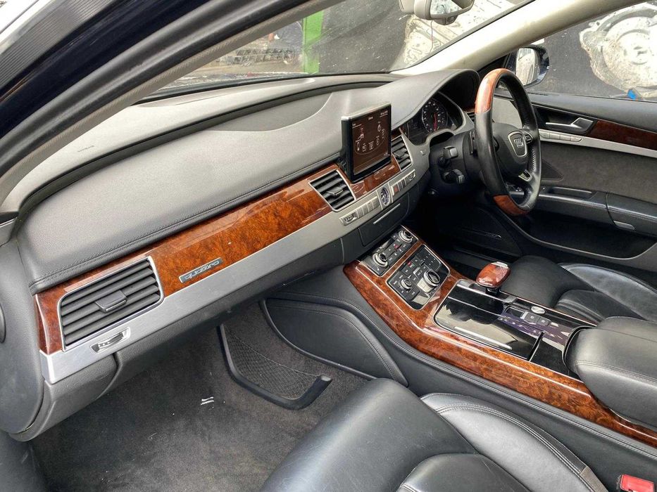 Dezmembrez audi a8 4h 3.0 cdta/bara fata a8/capota a8/far a8/stop a8/