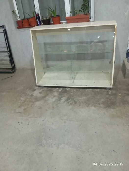 Витрина продам срочно