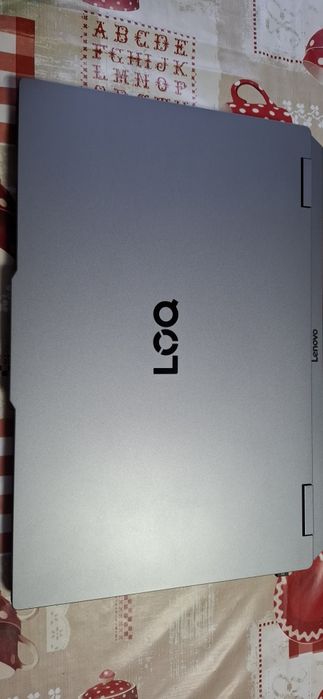 Lenovo LOQ 17RX10