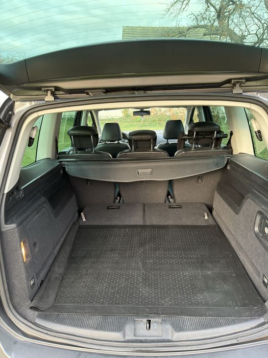 VW Sharan 2012, 2L TDI, 140 CP