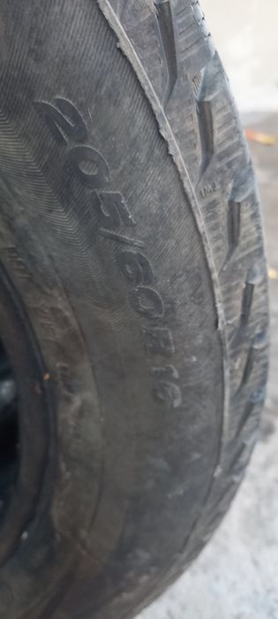 Продам зимние шины